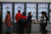 國家博物館內(nèi)設(shè)立的宇達青銅藝術(shù)禮品專柜